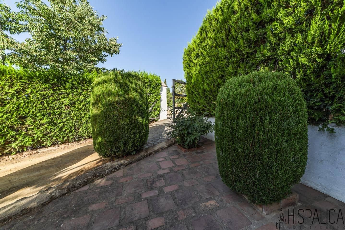 2 soveværelse Finca/Landehus til salg i Cazalla de la Sierra med swimmingpool - € 350.000 (Ref: 9168865)