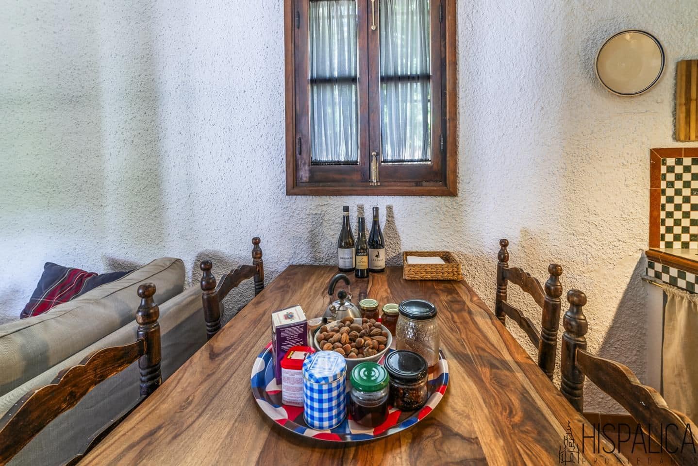 2 soveværelse Finca/Landehus til salg i Cazalla de la Sierra med swimmingpool - € 350.000 (Ref: 9168865)