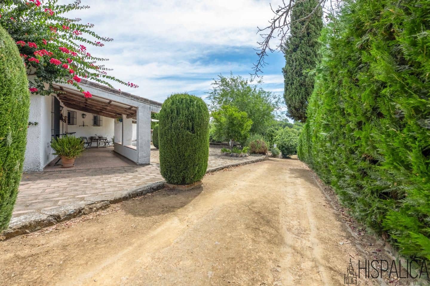 2 soveværelse Finca/Landehus til salg i Cazalla de la Sierra med swimmingpool - € 350.000 (Ref: 9168865)