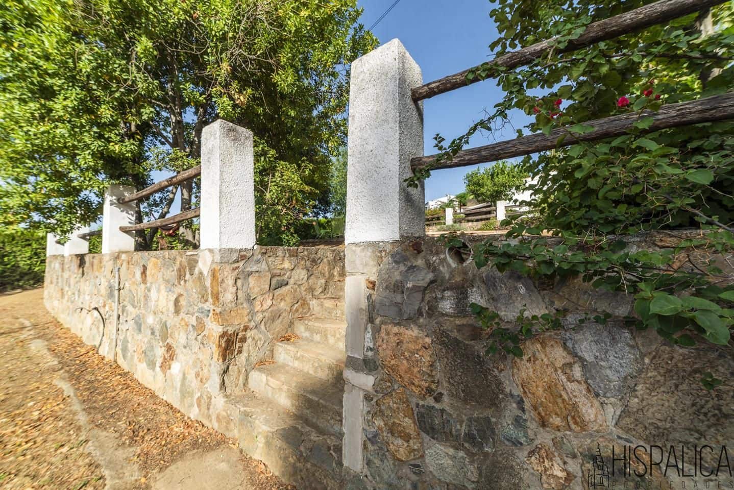 2 soveværelse Finca/Landehus til salg i Cazalla de la Sierra med swimmingpool - € 350.000 (Ref: 9168865)