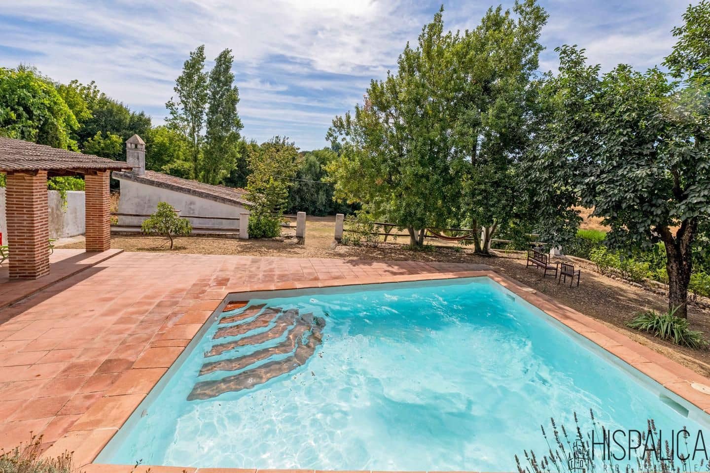 2 soveværelse Finca/Landehus til salg i Cazalla de la Sierra med swimmingpool - € 350.000 (Ref: 9168865)