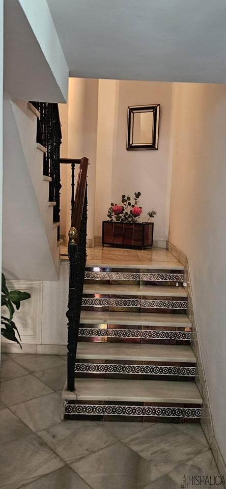 7 soveværelse Villa til salg i Dos Hermanas - € 550.000 (Ref: 9187846)