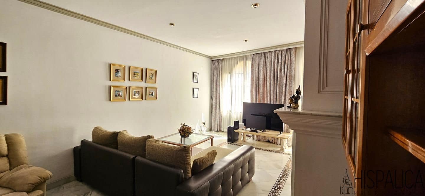 7 soveværelse Villa til salg i Dos Hermanas - € 550.000 (Ref: 9187846)