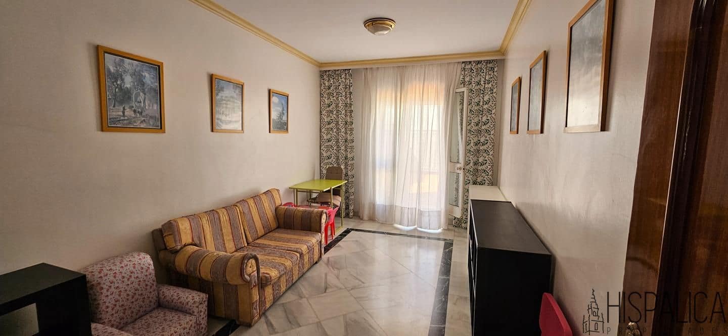 7 soveværelse Villa til salg i Dos Hermanas - € 550.000 (Ref: 9187846)