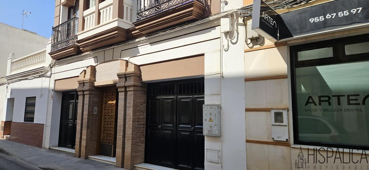 7 soveværelse Villa til salg i Dos Hermanas - € 550.000 (Ref: 9187846)