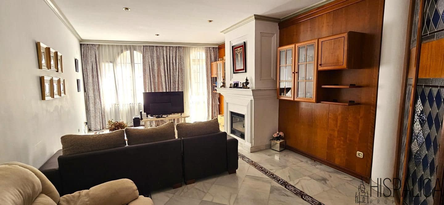 7 soveværelse Villa til salg i Dos Hermanas - € 550.000 (Ref: 9187846)