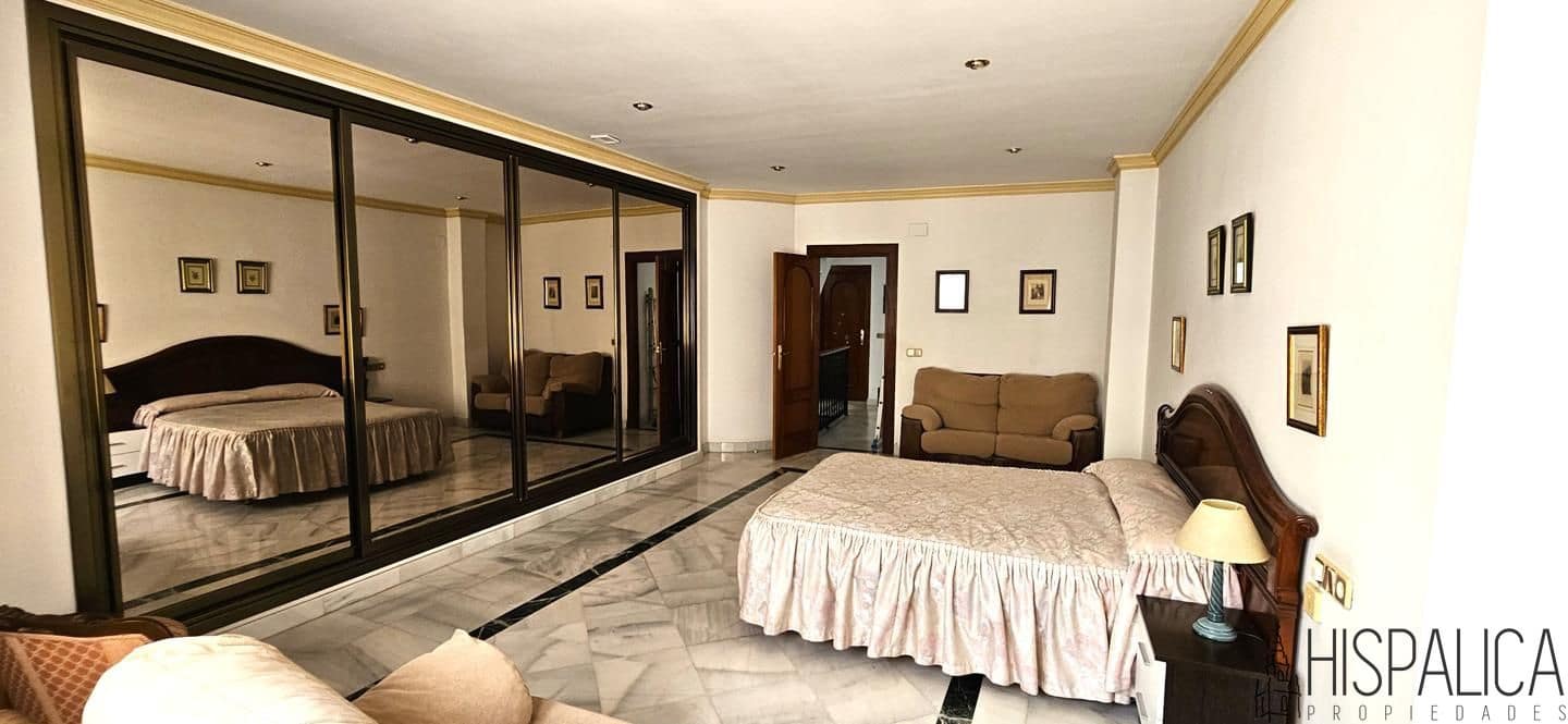 7 soveværelse Villa til salg i Dos Hermanas - € 550.000 (Ref: 9187846)