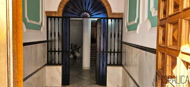 7 soveværelse Villa til salg i Dos Hermanas - € 550.000 (Ref: 9187846)