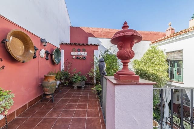 7 bedroom Finca/Country House for sale in Llerena - € 550,000 (Ref: 9267808)