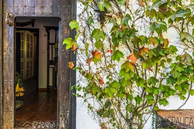 5 soveværelse Finca/Landehus til salg i Aracena med swimmingpool - € 927.000 (Ref: 9296402)