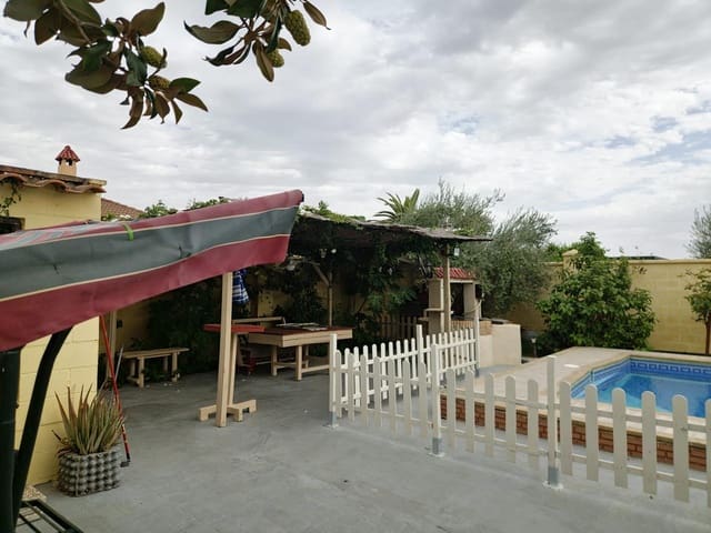 4 soverom Villa til salgs i Fuente Palmera med svømmebasseng - € 252 000 (Ref: 9345533)