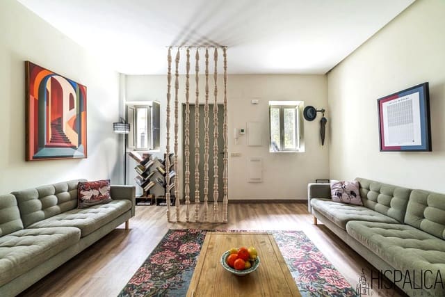 3 slaapkamer Flat te koop in Triana, Sevilla stad - € 570.000 (Ref: 9360689)