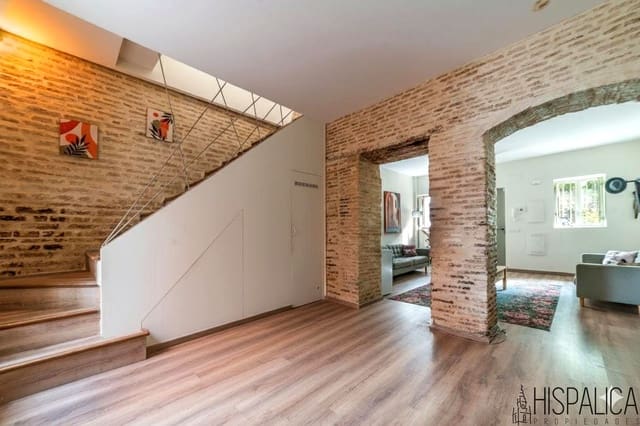 3 slaapkamer Flat te koop in Triana, Sevilla stad - € 570.000 (Ref: 9360689)