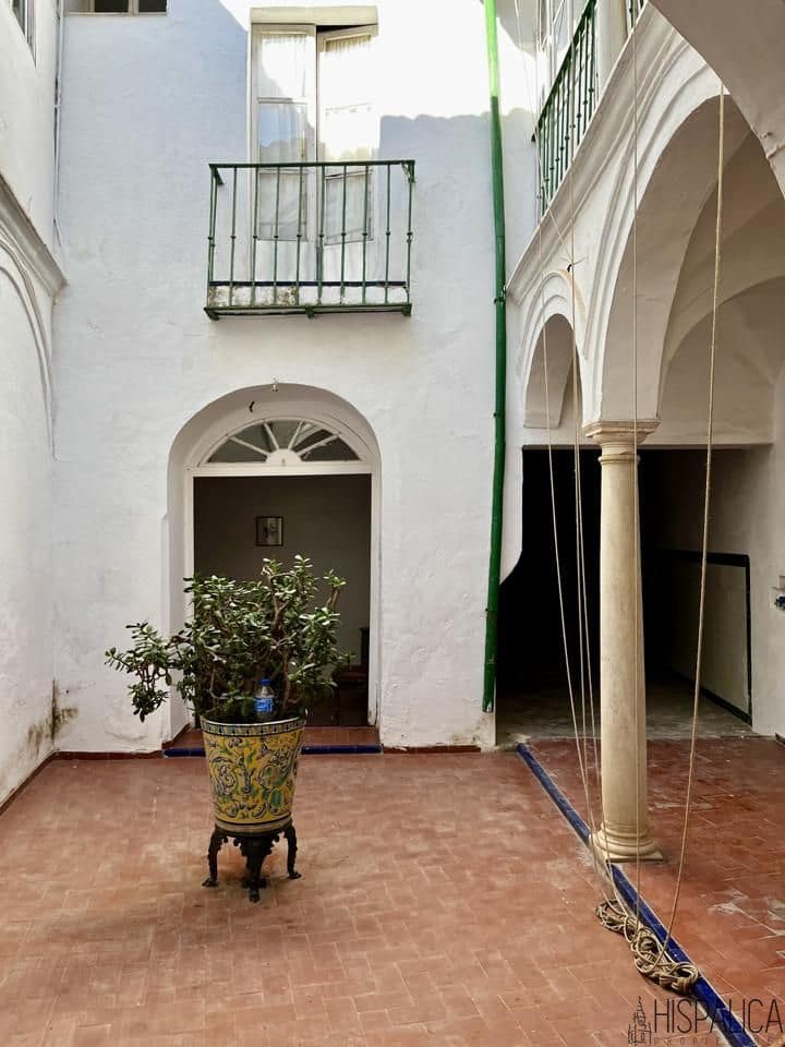 9 quarto Moradia para venda em Carmona com garagem - 360 000 € (Ref: 9677884)