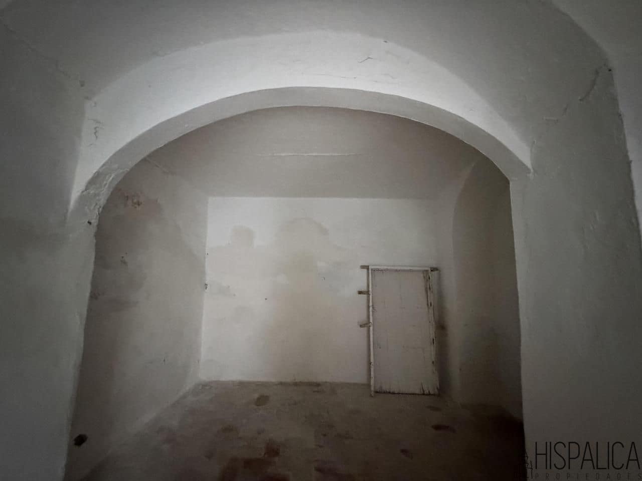 9 quarto Moradia para venda em Carmona com garagem - 360 000 € (Ref: 9677884)