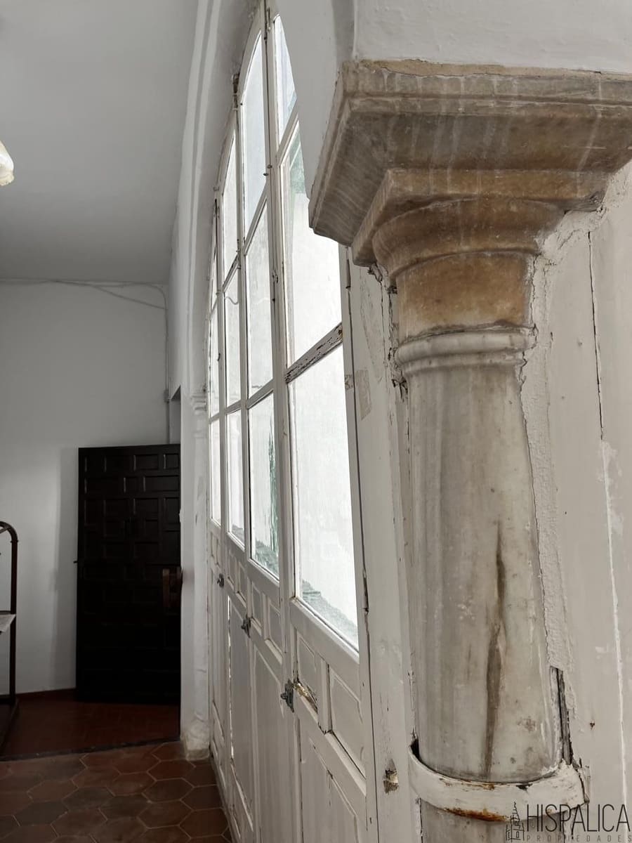 9 quarto Moradia para venda em Carmona com garagem - 360 000 € (Ref: 9677884)