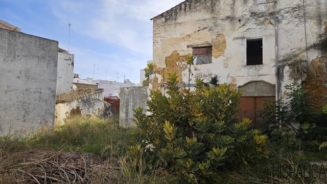 6 bedroom Villa for sale in Carmona - € 290,000 (Ref: 9685798)