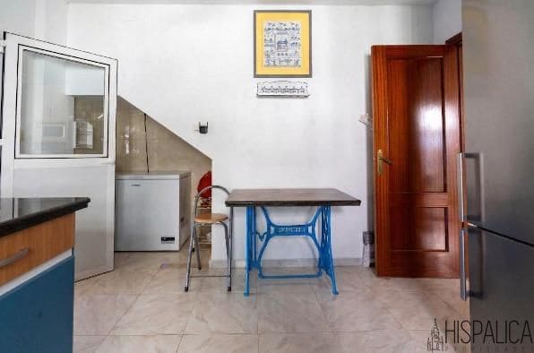 5 soveværelse Villa til salg i Sanlucar la Mayor med swimmingpool - € 420.000 (Ref: 9720717)