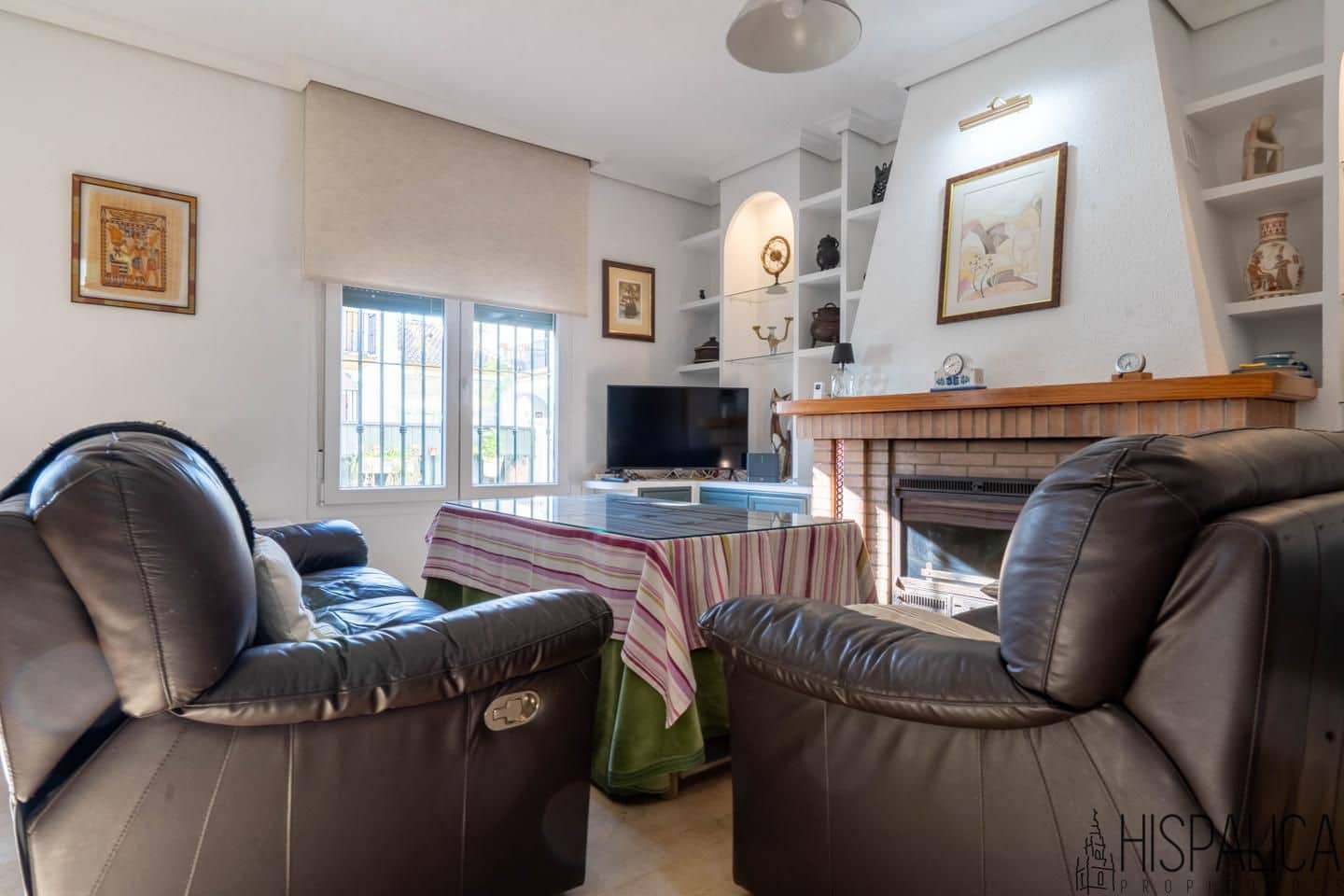 5 soveværelse Villa til salg i Sanlucar la Mayor med swimmingpool - € 420.000 (Ref: 9720717)