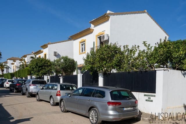 5 soveværelse Villa til salg i Sanlúcar la Mayor med swimmingpool - € 420.000 (Ref: 9720717)