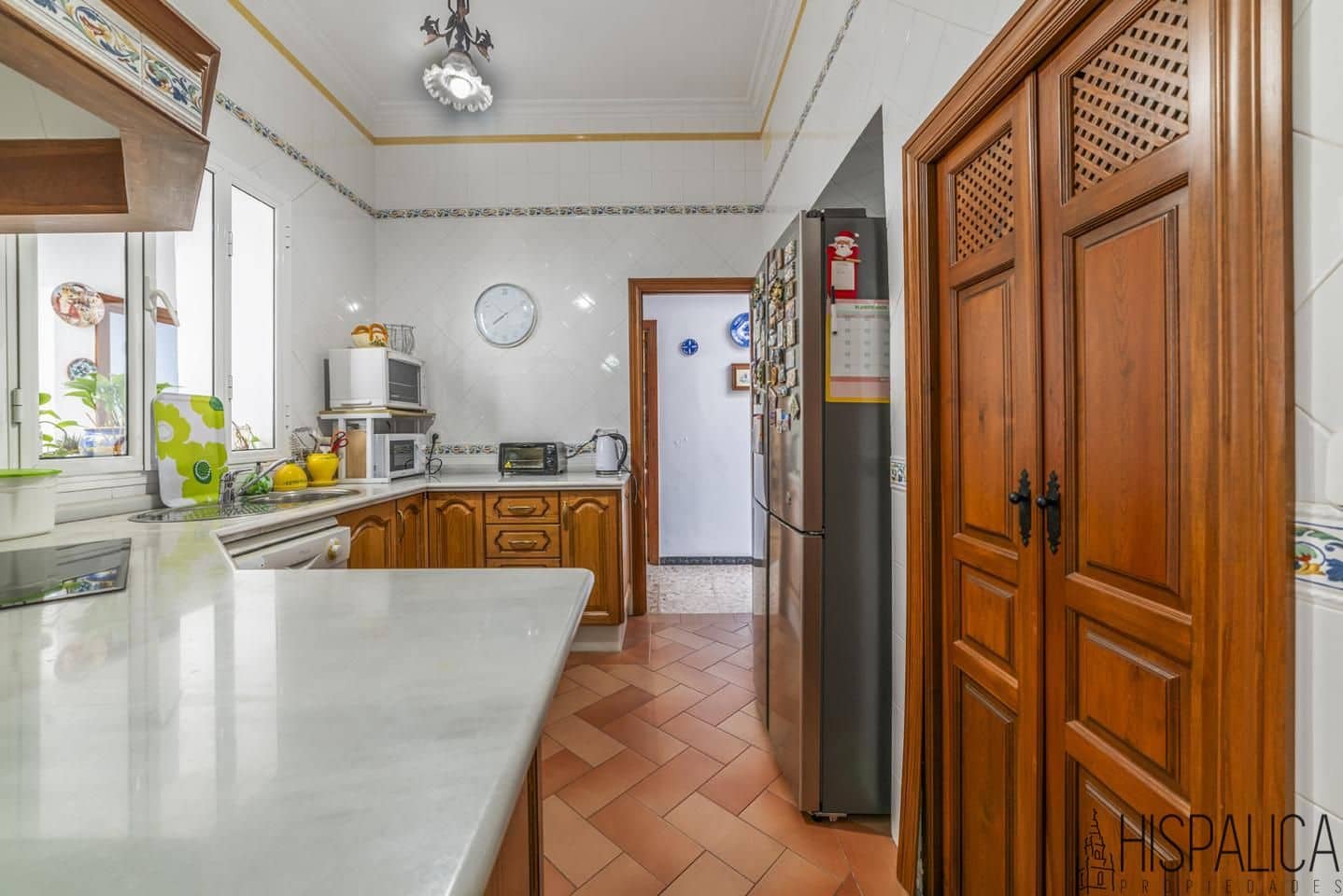 6 bedroom Villa for sale in Carmona - € 580,000 (Ref: 9815202)