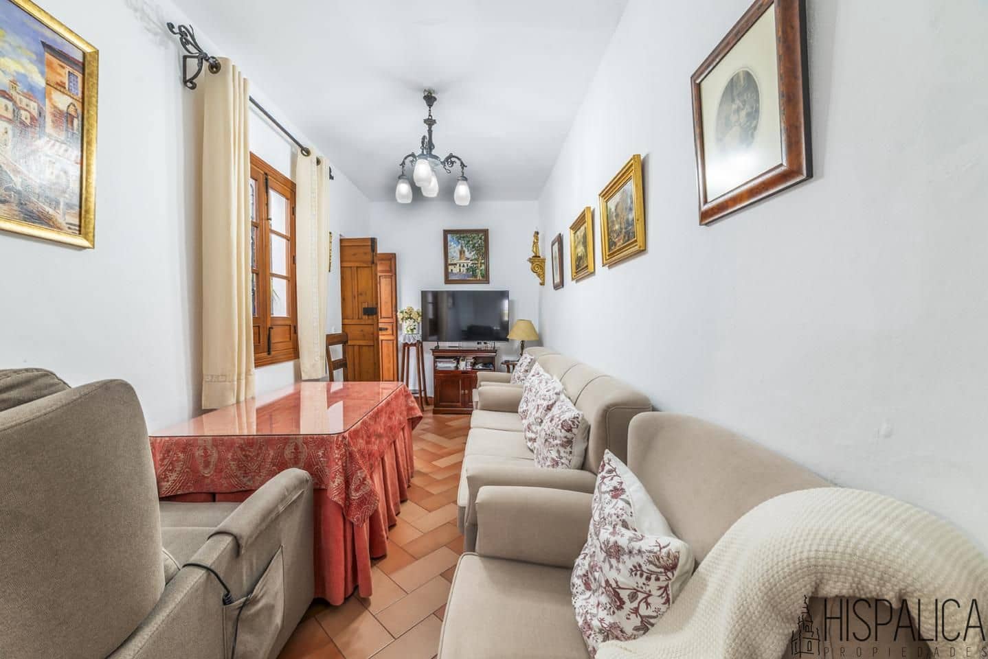 6 bedroom Villa for sale in Carmona - € 580,000 (Ref: 9815202)