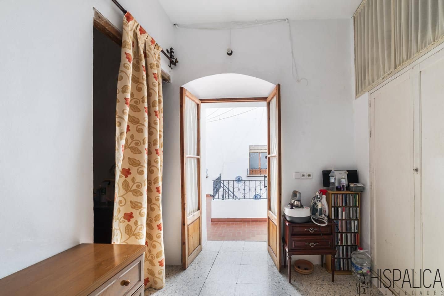 6 bedroom Villa for sale in Carmona - € 580,000 (Ref: 9815202)