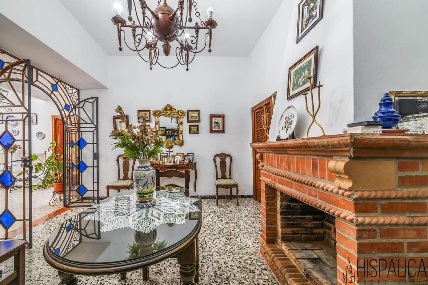 6 bedroom Villa for sale in Carmona - € 580,000 (Ref: 9815202)
