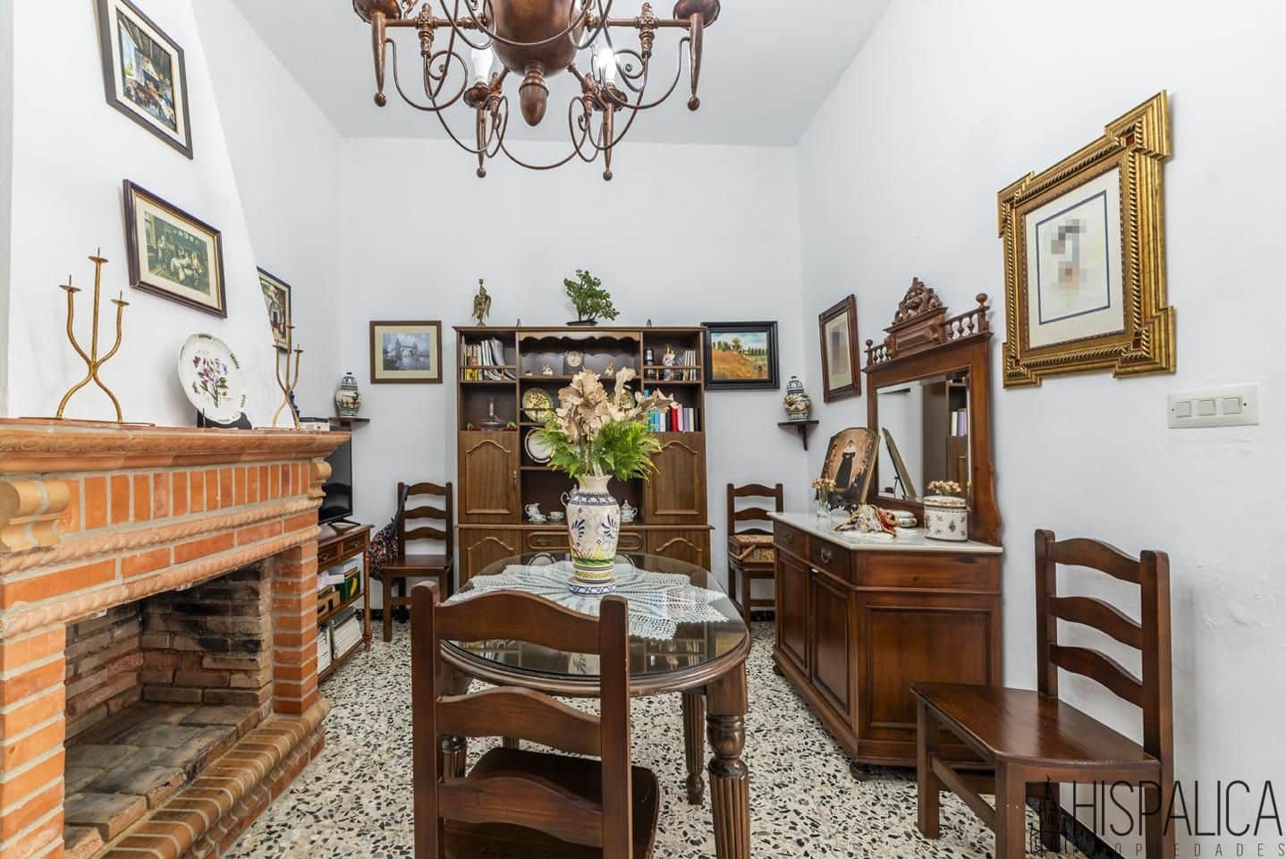 6 bedroom Villa for sale in Carmona - € 580,000 (Ref: 9815202)