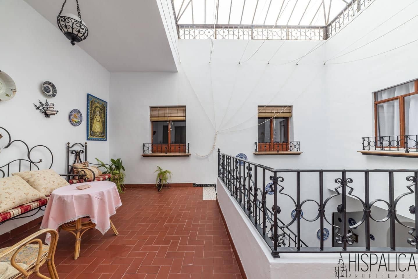 6 bedroom Villa for sale in Carmona - € 580,000 (Ref: 9815202)