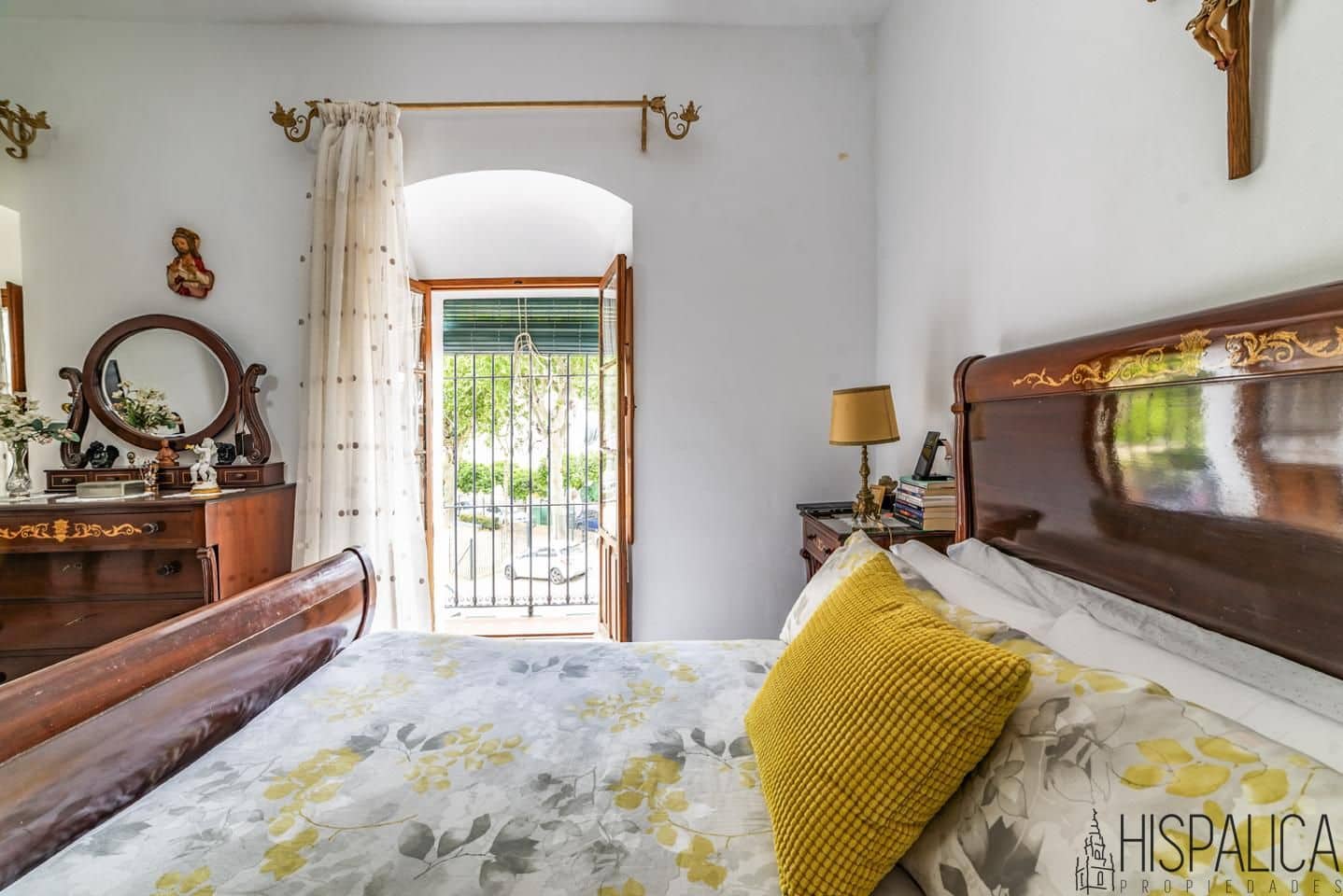 6 bedroom Villa for sale in Carmona - € 580,000 (Ref: 9815202)