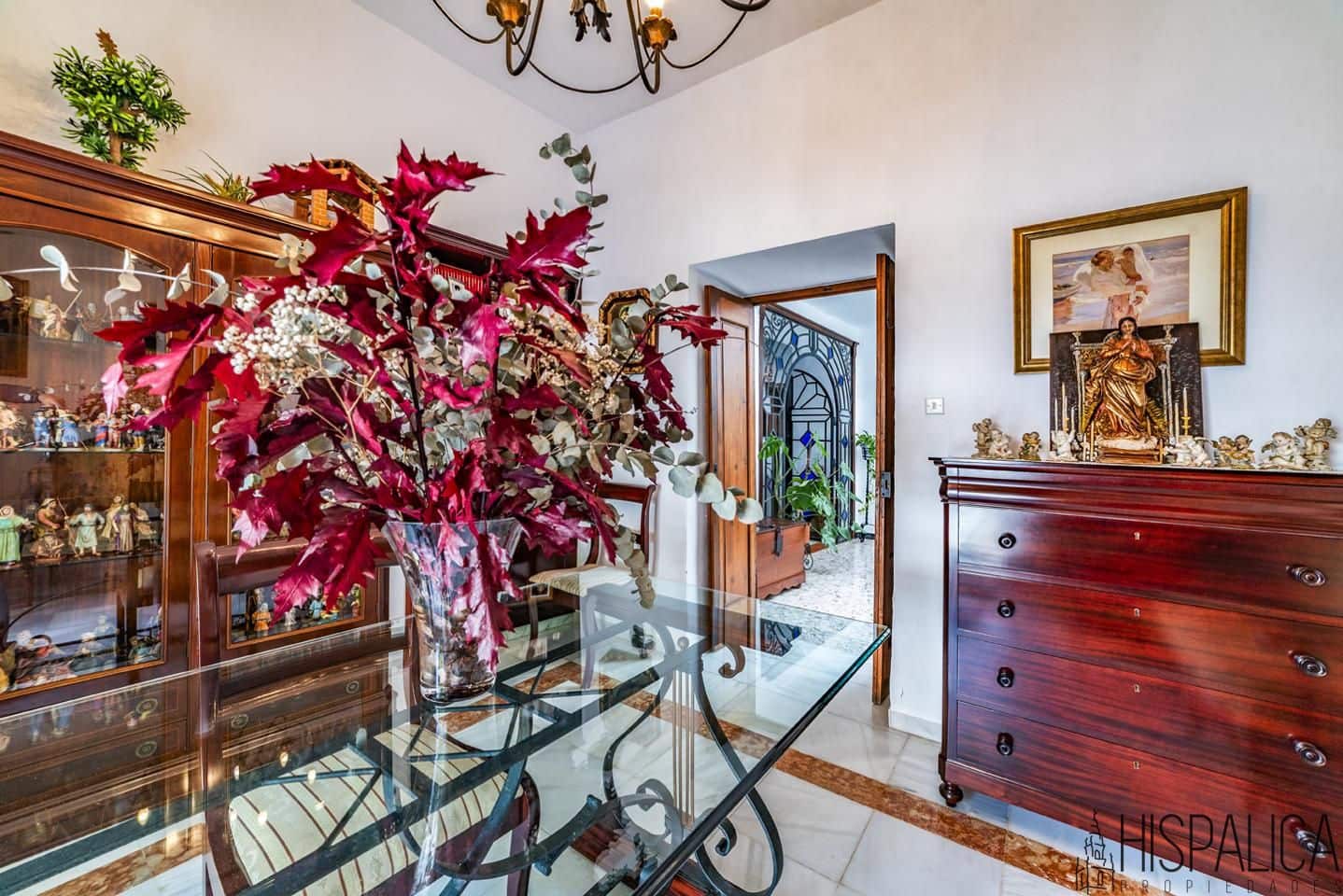 6 bedroom Villa for sale in Carmona - € 580,000 (Ref: 9815202)