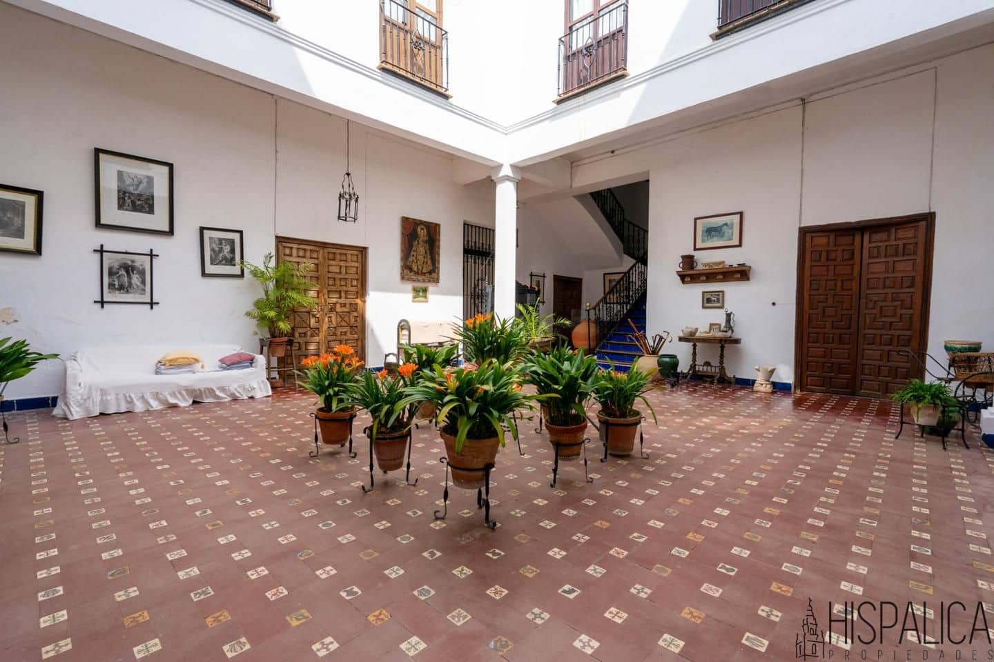6 bedroom Villa for sale in Ecija - € 750,000 (Ref: 9819623)