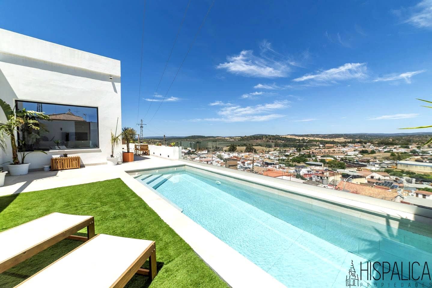 Chalet de 3 habitaciones en Villanueva del Río y Minas en venta - 449.000 € (Ref: 9893226)