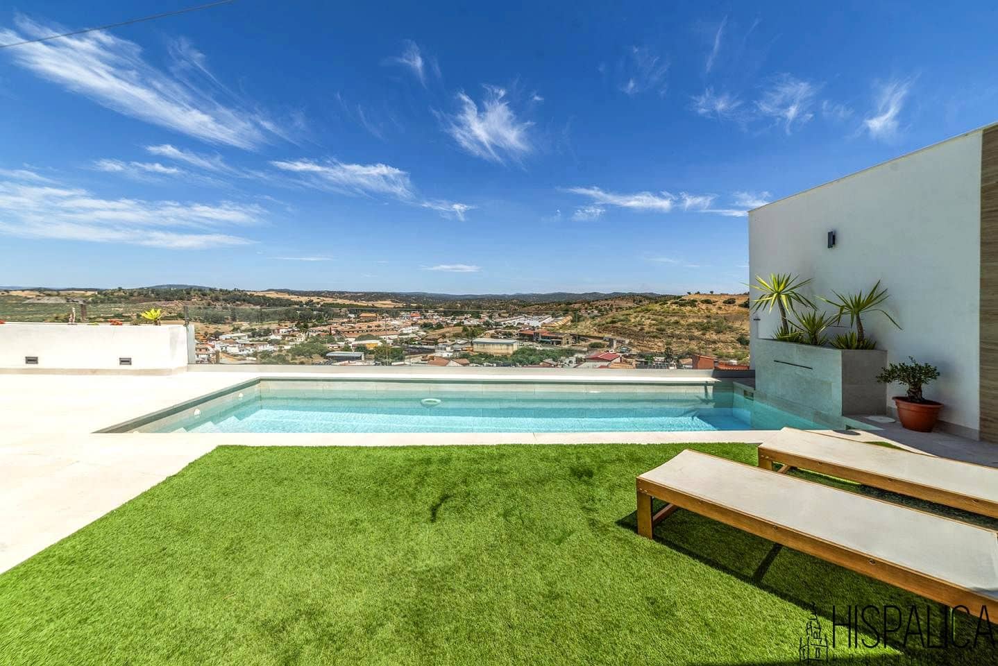 Chalet de 3 habitaciones en Villanueva del Río y Minas en venta - 449.000 € (Ref: 9893226)
