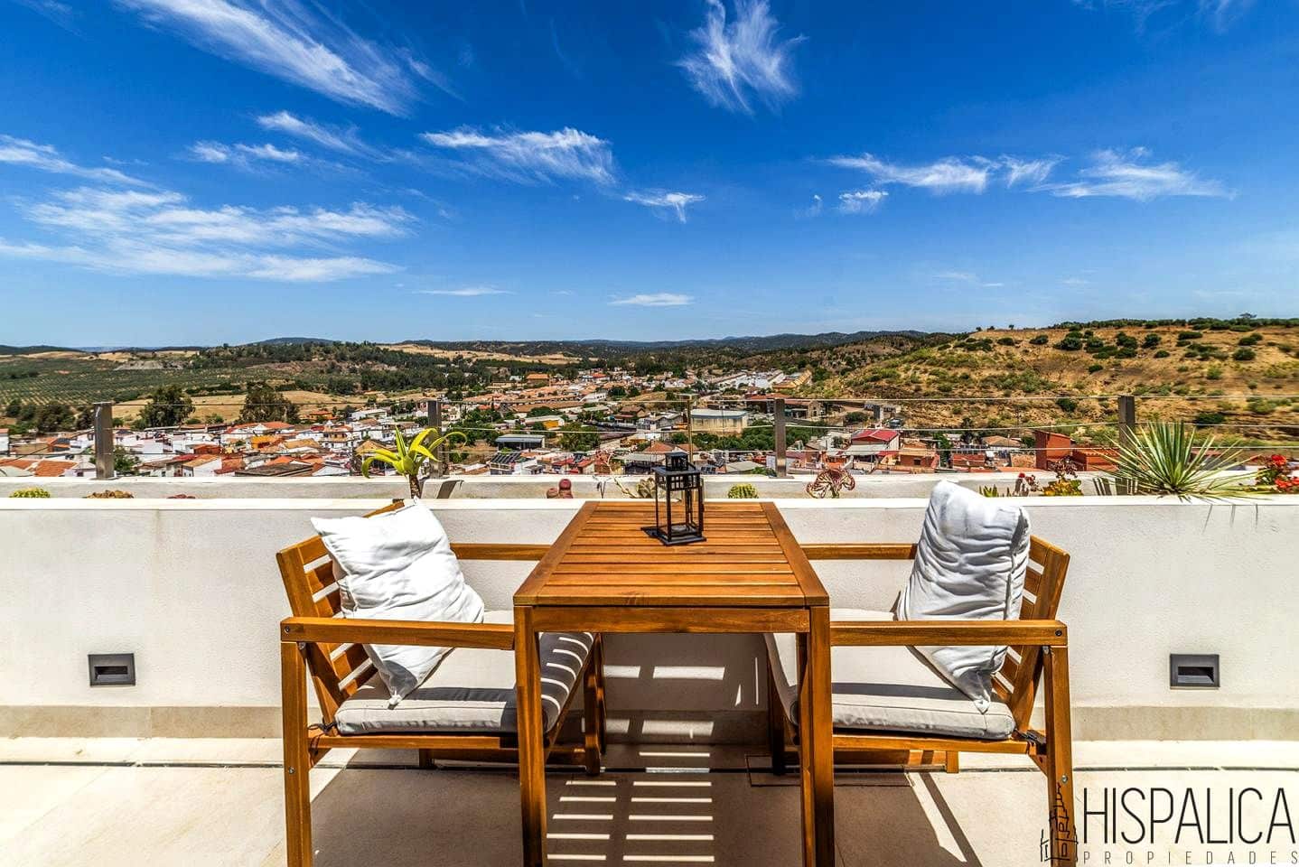 Chalet de 3 habitaciones en Villanueva del Río y Minas en venta - 449.000 € (Ref: 9893226)