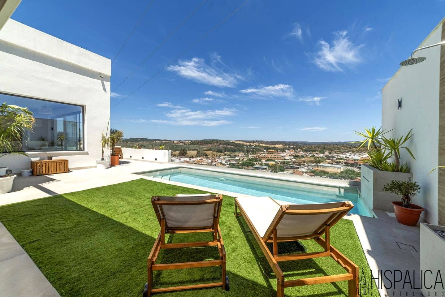 3 bedroom Villa for sale in Villanueva del Rio y Minas - € 449,000 (Ref: 9893226)