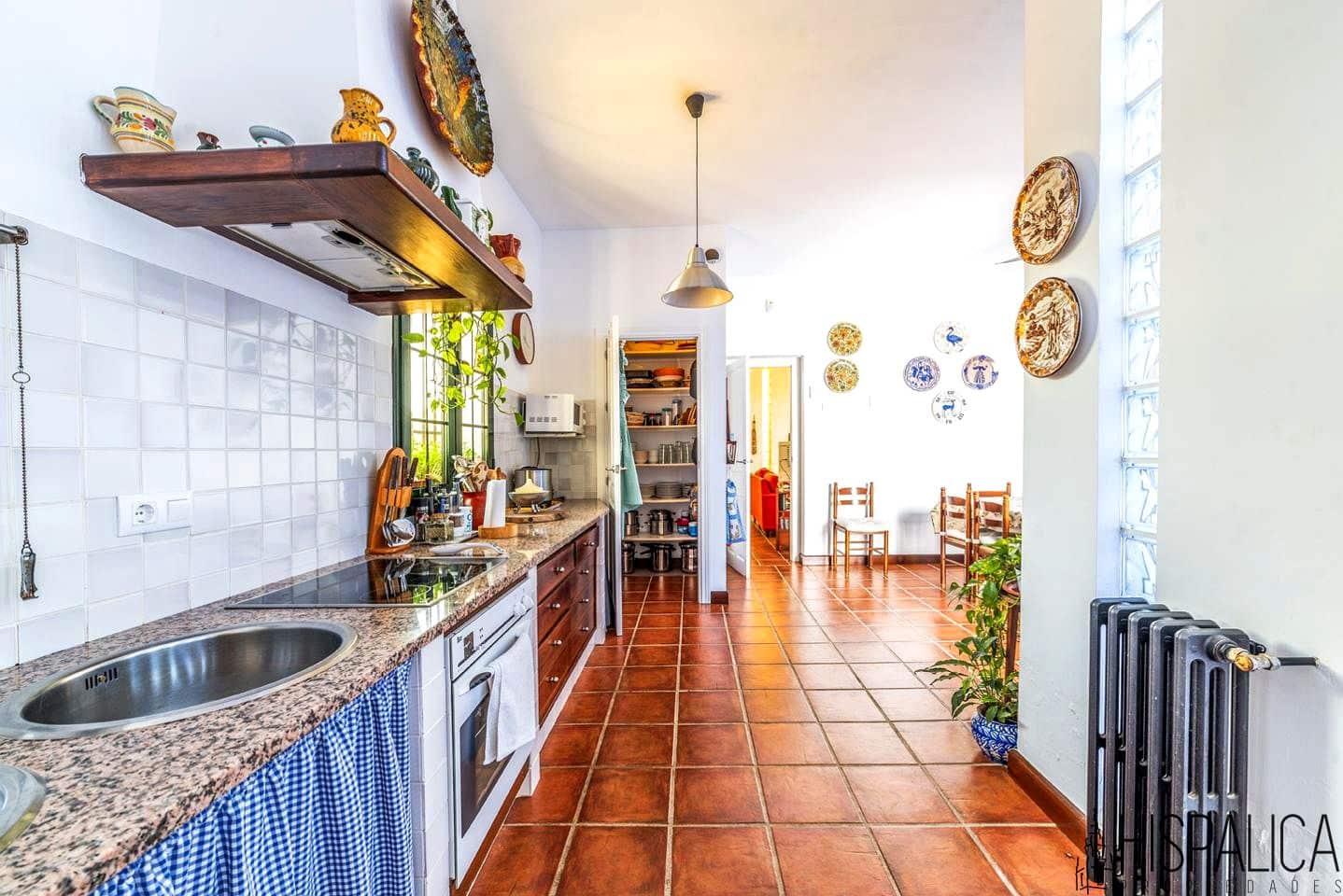 6 bedroom Villa for sale in Cazalla de la Sierra with pool - € 650,000 (Ref: 9893227)
