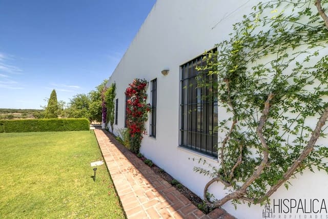 6 bedroom Villa for sale in Cazalla de la Sierra with pool - € 650,000 (Ref: 9893227)