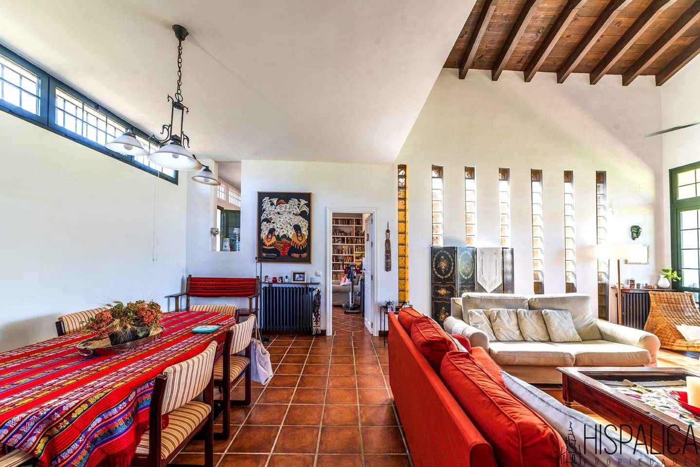 6 bedroom Villa for sale in Cazalla de la Sierra with pool - € 650,000 (Ref: 9893227)