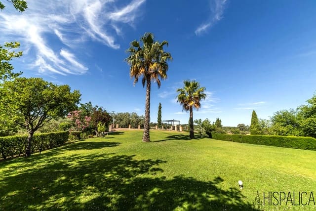 6 bedroom Villa for sale in Cazalla de la Sierra with pool - € 650,000 (Ref: 9893227)