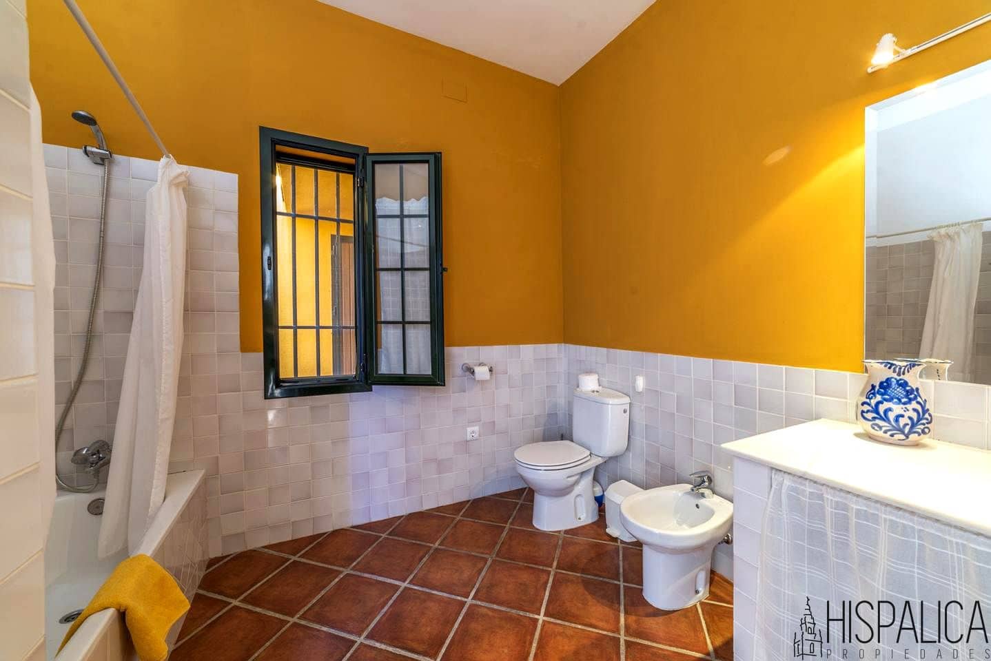6 bedroom Villa for sale in Cazalla de la Sierra with pool - € 650,000 (Ref: 9893227)