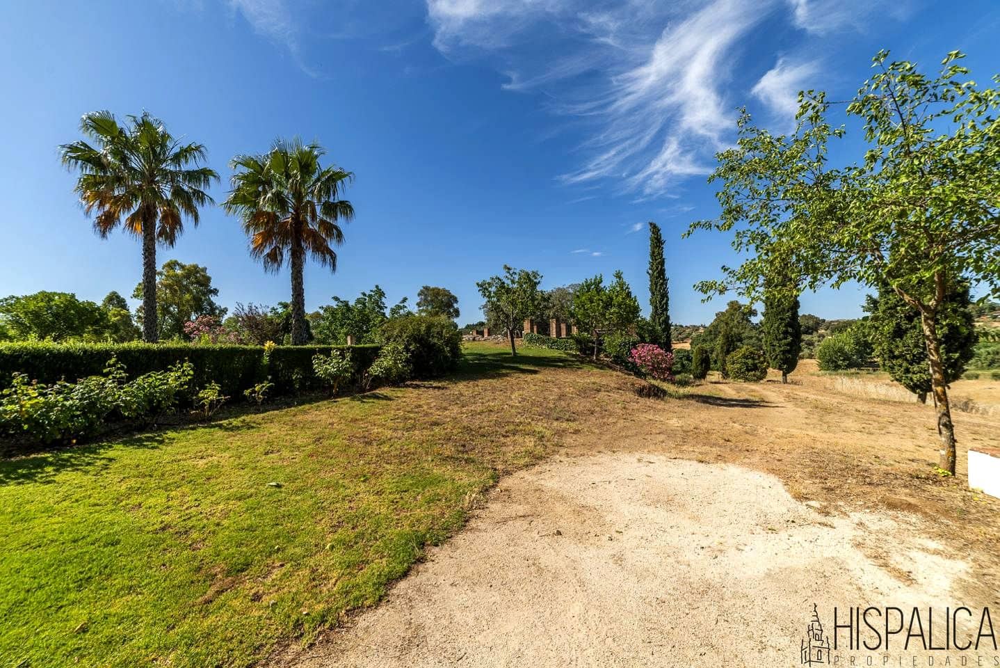 6 bedroom Villa for sale in Cazalla de la Sierra with pool - € 650,000 (Ref: 9893227)