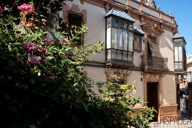10 bedroom Villa for sale in Baena - € 950,000 (Ref: 9898404)