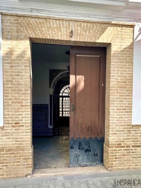 4 bedroom Villa for sale in Ecija - € 245,000 (Ref: 9898405)
