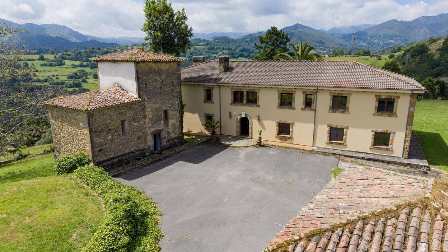 6 bedroom Villa for sale in Pilona - € 1,150,000 (Ref: 9905174)