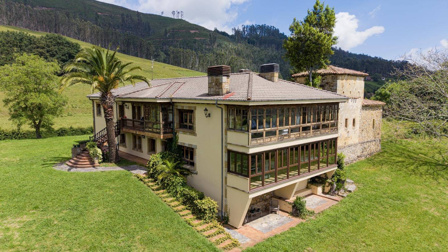 6 bedroom Villa for sale in Pilona - € 1,150,000 (Ref: 9905174)