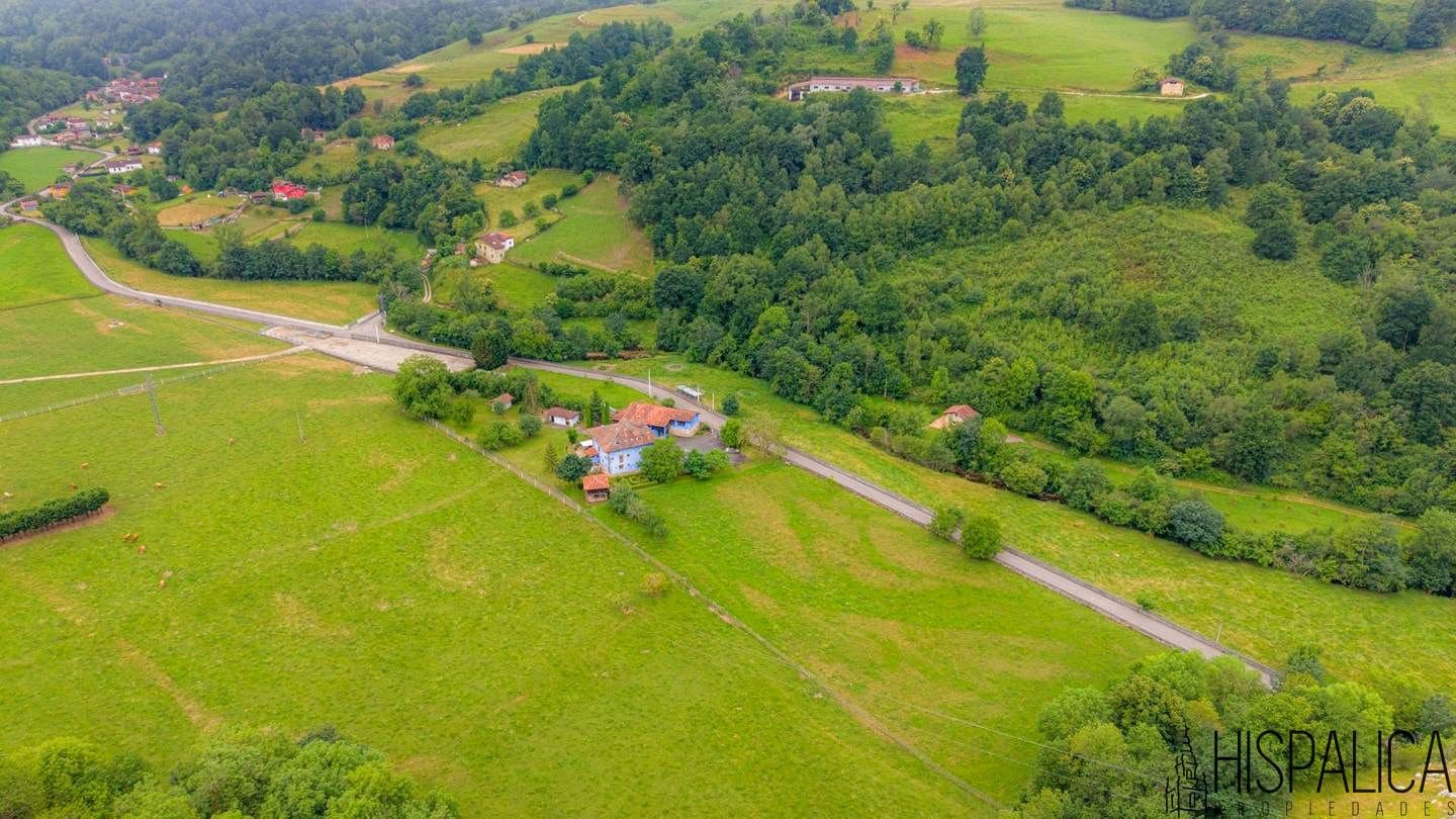 10 bedroom Villa for sale in Cangas de Onis - € 1,300,000 (Ref: 9934989)