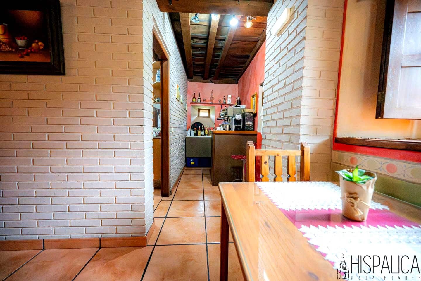 10 bedroom Villa for sale in Cangas de Onis - € 1,300,000 (Ref: 9934989)
