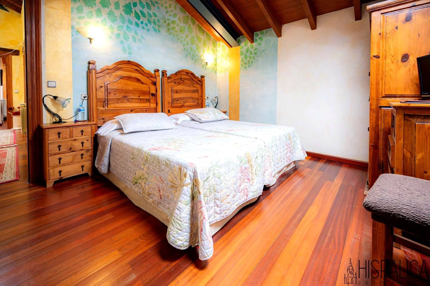 10 bedroom Villa for sale in Cangas de Onis - € 1,300,000 (Ref: 9934989)
